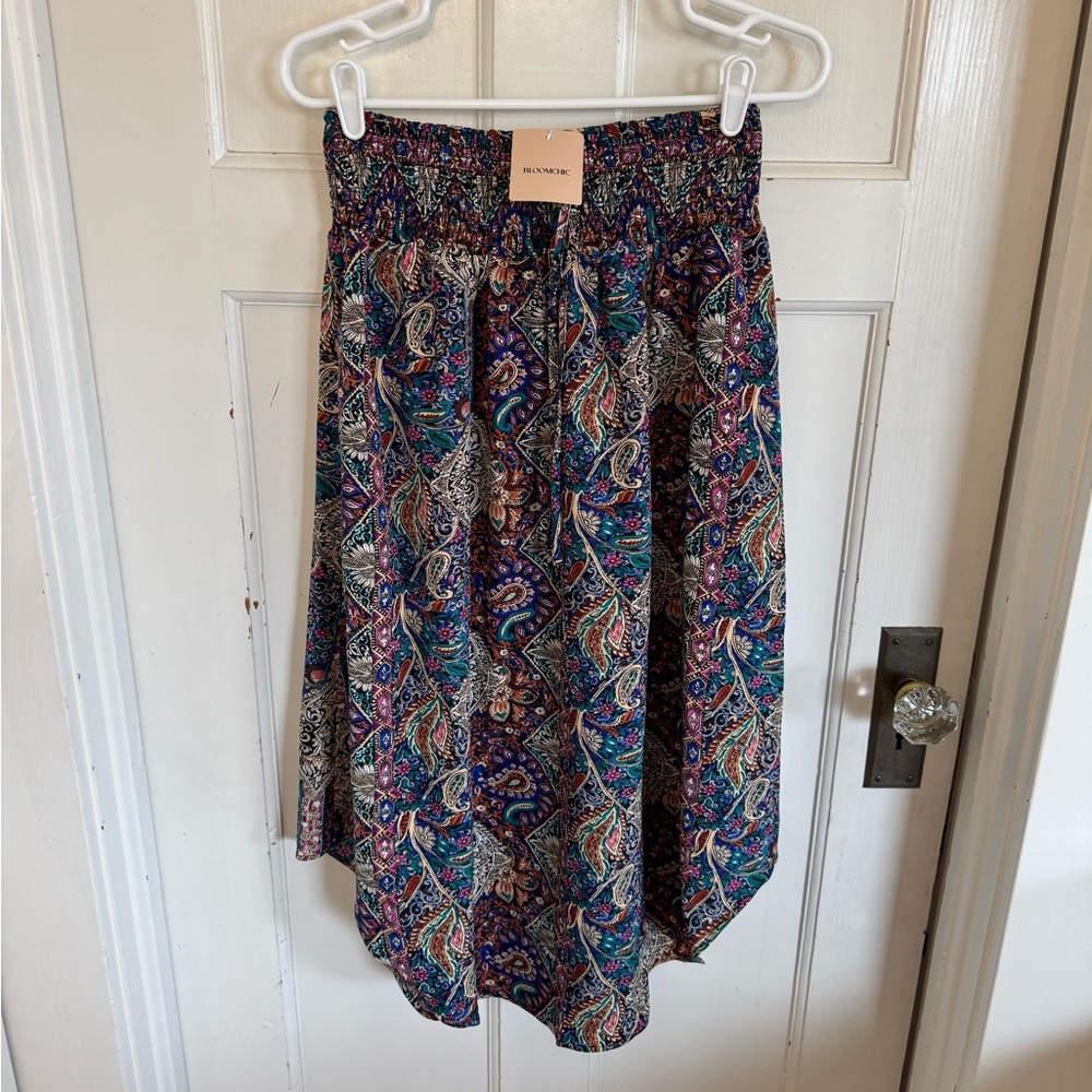 NWT‎ Bloomchic boho paisley floral midi skirt size 10 (medium)